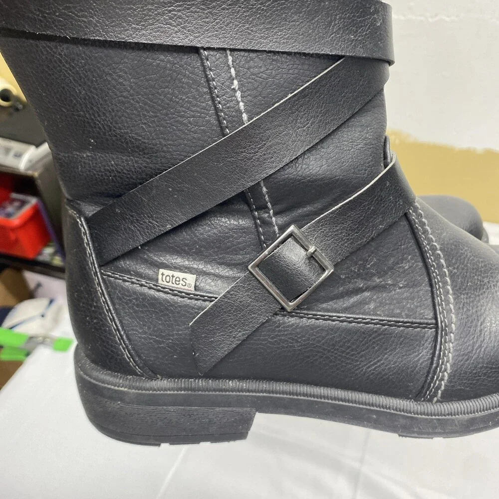 Totes Women's Diedre Black Faux Fur Winter Boots Size 10 Medium